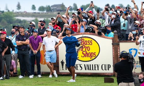 Tiger Woods golfing in Branson MO