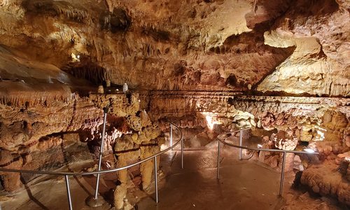 Meramec Caverns in southwest MO